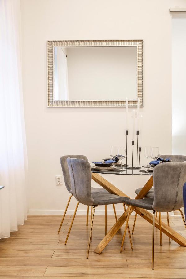 Stylish Luxury Apartment By Anna Budapeste Exterior foto